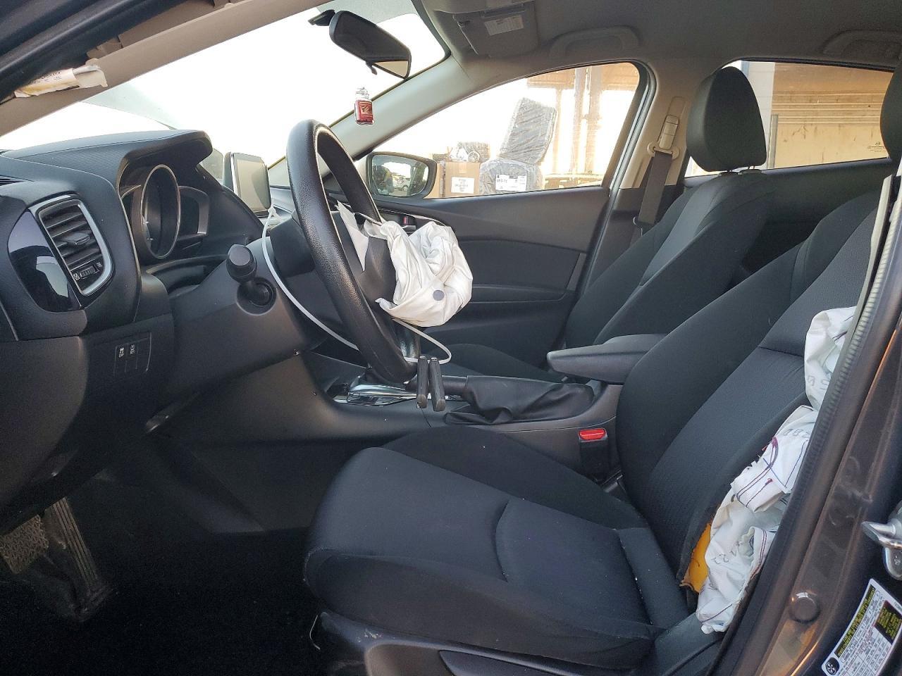 2015 MAZDA 3