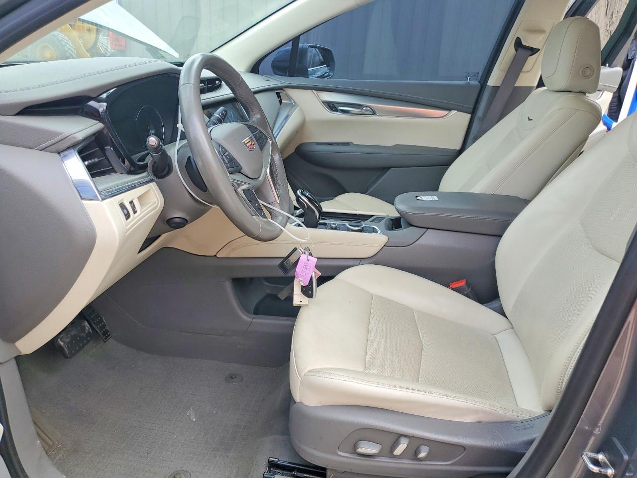 2020 CADILLAC XT5