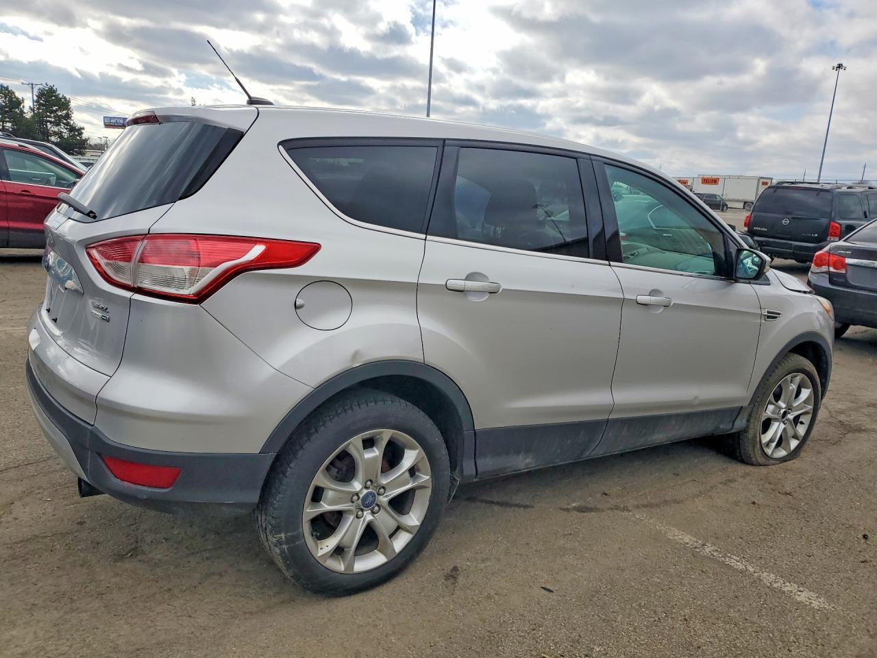 2013 FORD ESCAPE
