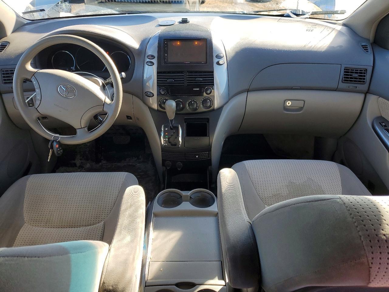 2007 TOYOTA SIENNA