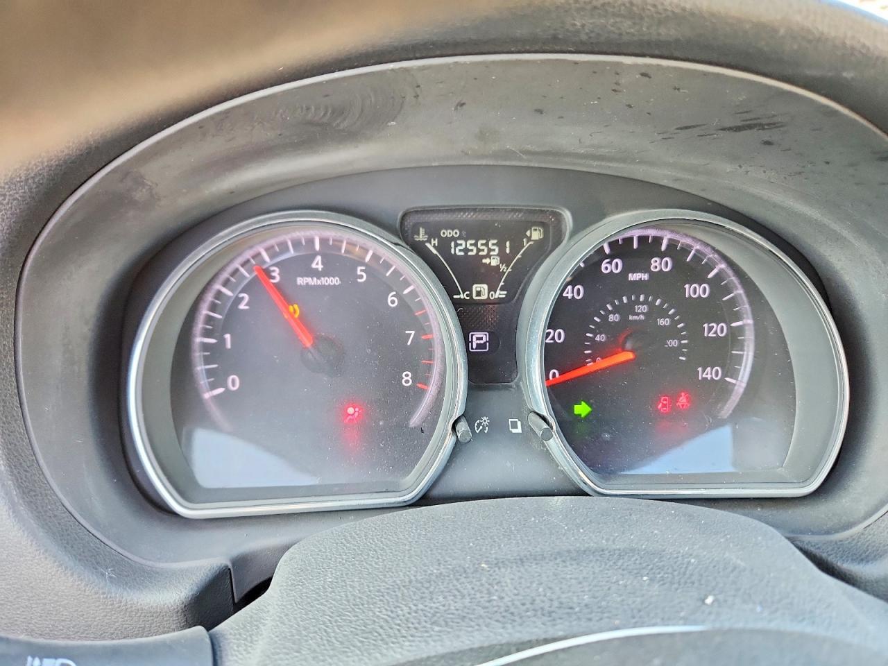 2015 NISSAN VERSA
