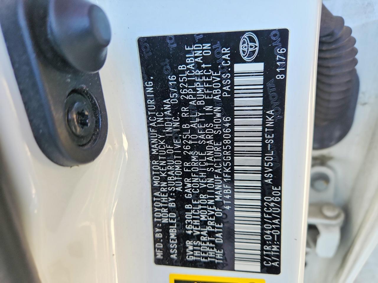 2016 TOYOTA CAMRY