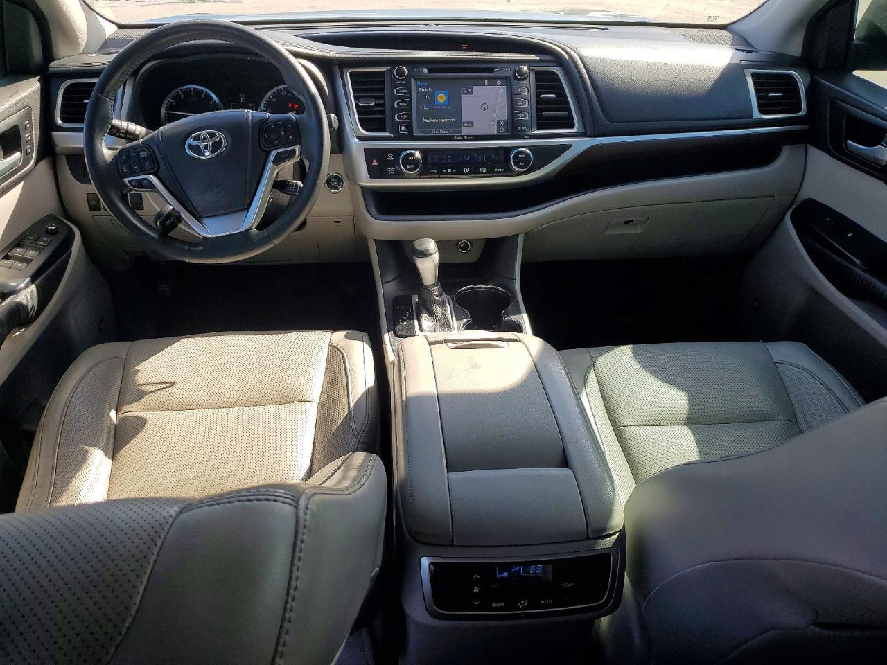 2015 TOYOTA HIGHLANDER