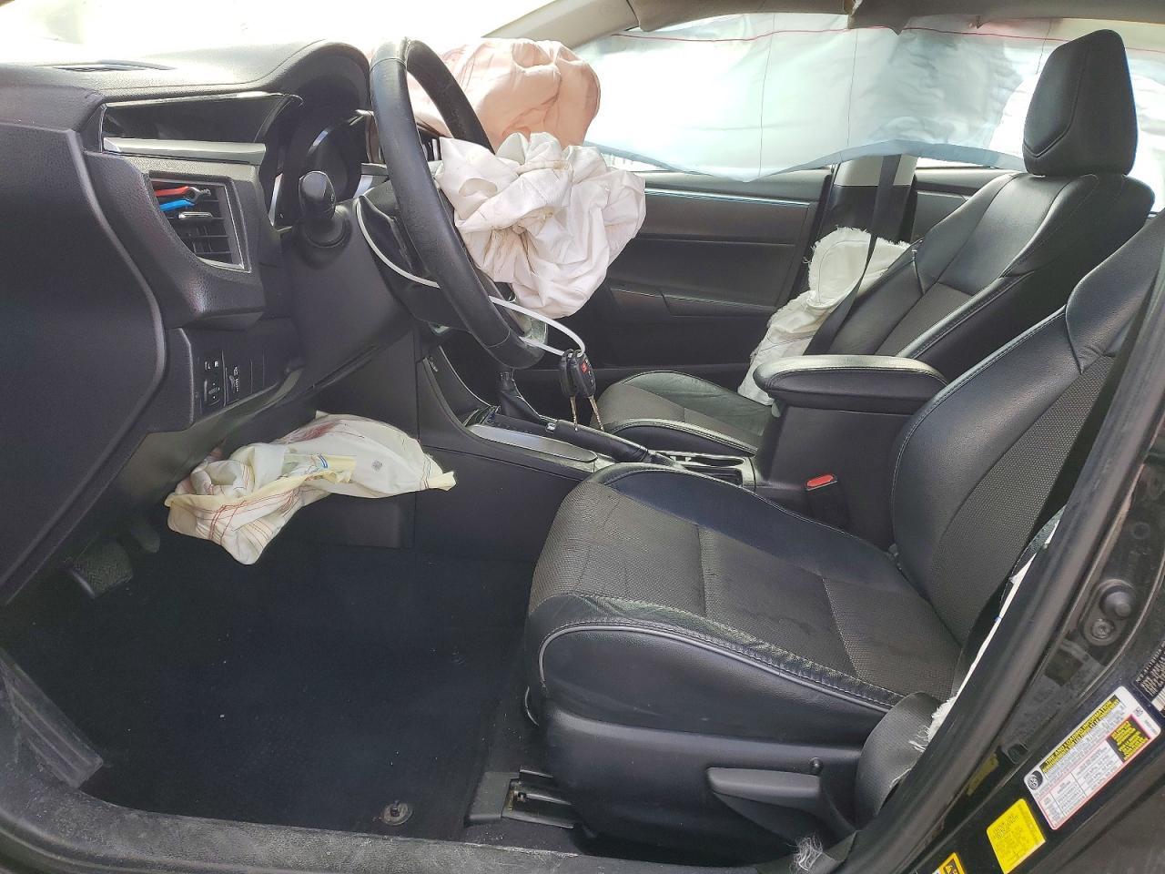 2015 TOYOTA COROLLA