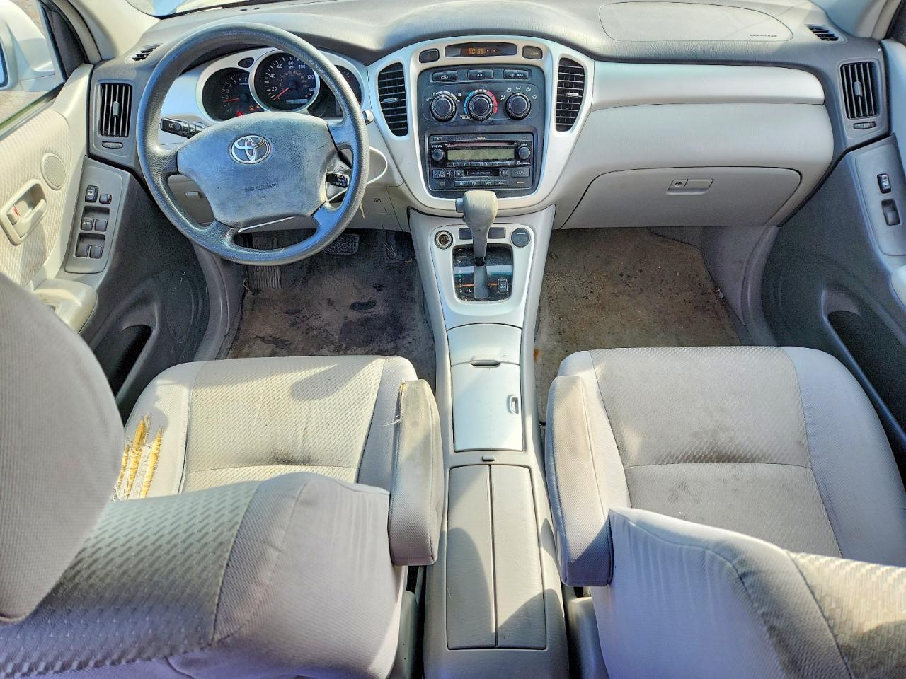 2005 TOYOTA HIGHLANDER