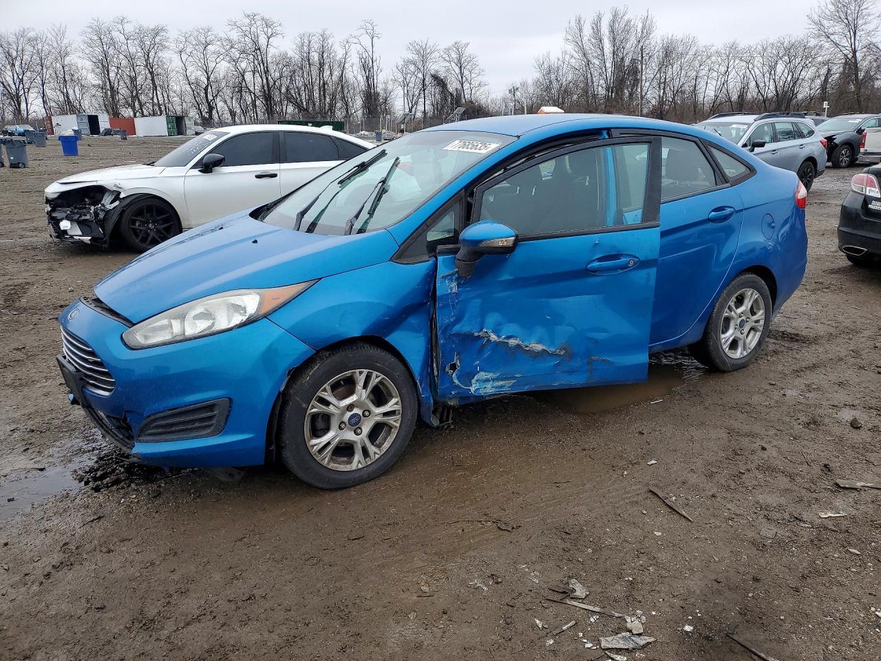 2015 FORD Fiesta