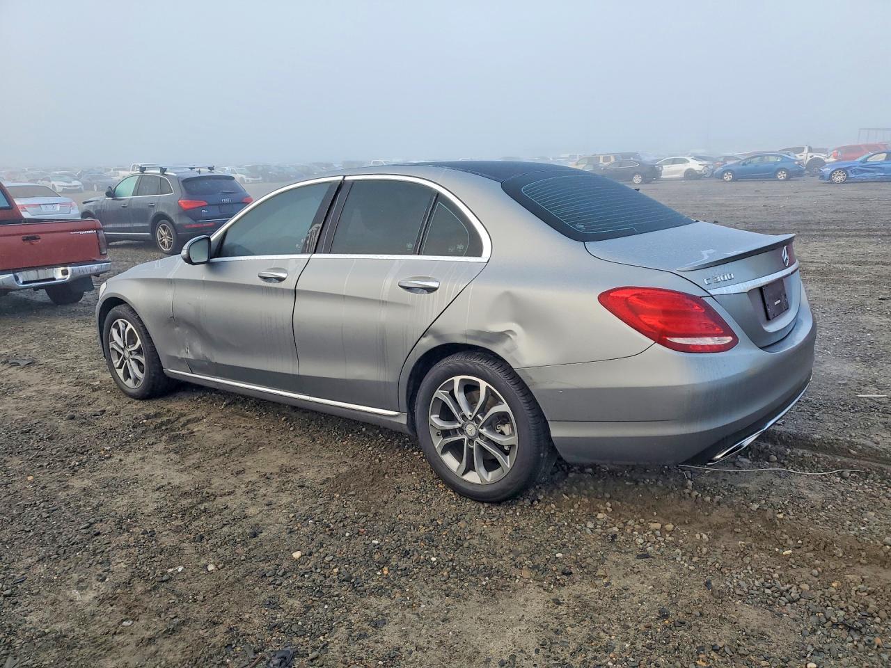 2016 MERCEDES-BENZ C-CLASS