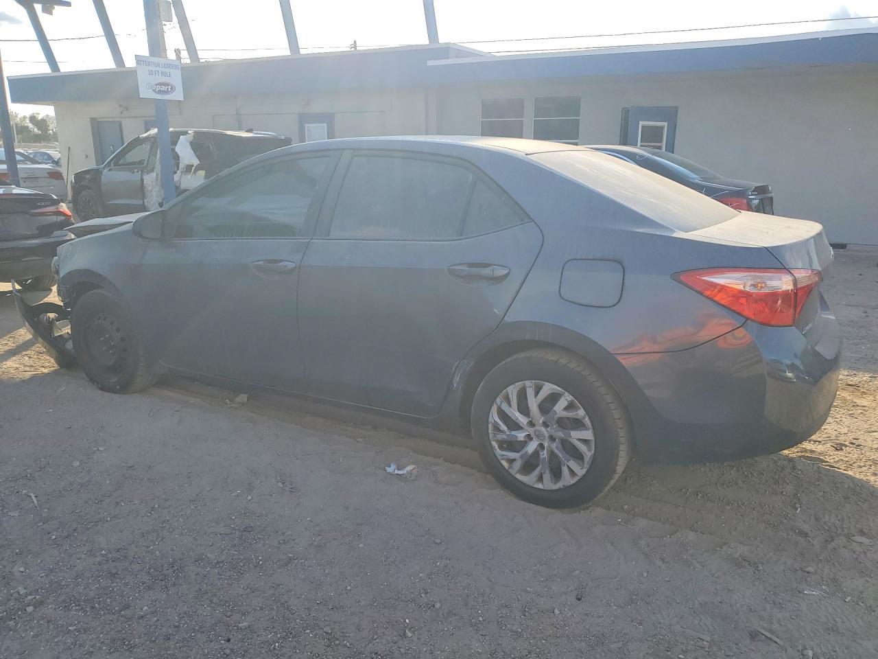 2017 TOYOTA COROLLA