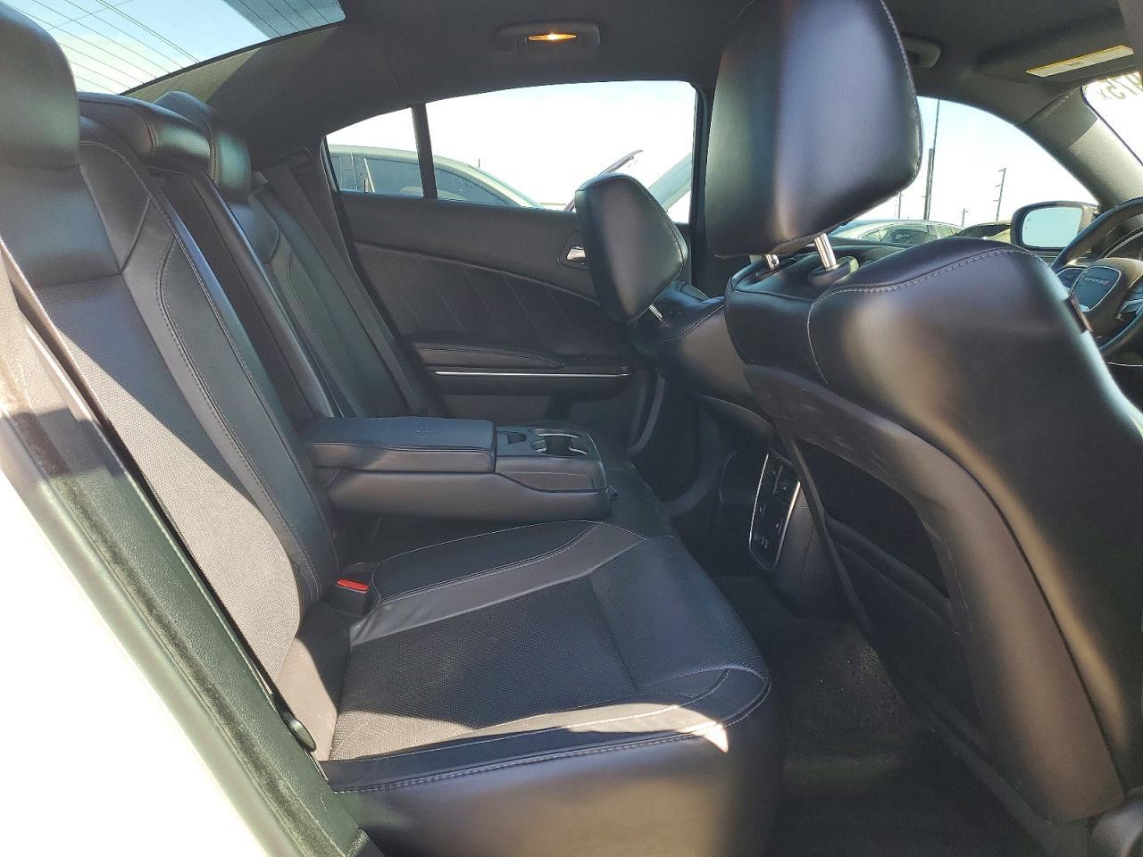 2015 DODGE CHARGER