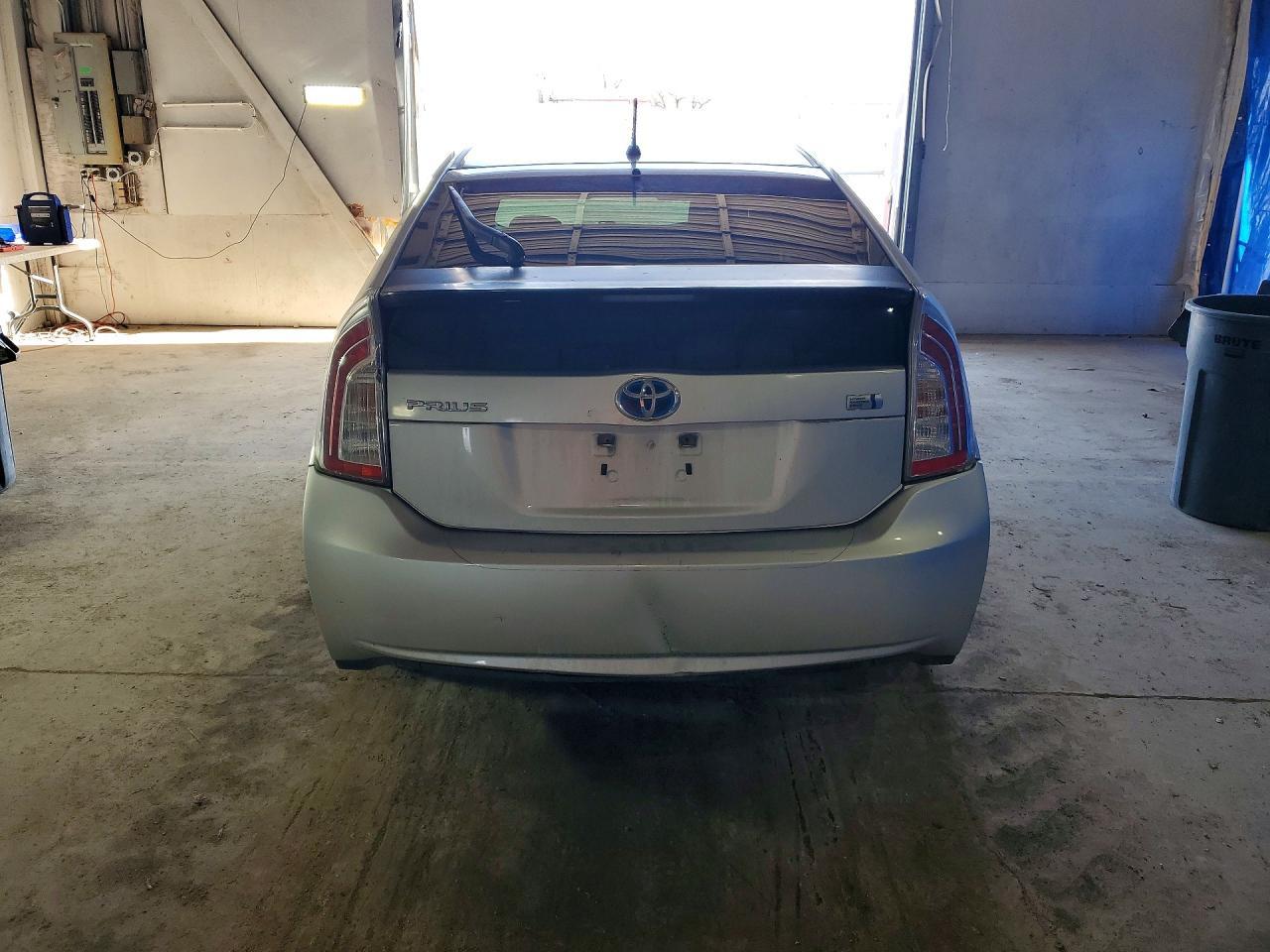2014 TOYOTA PRIUS