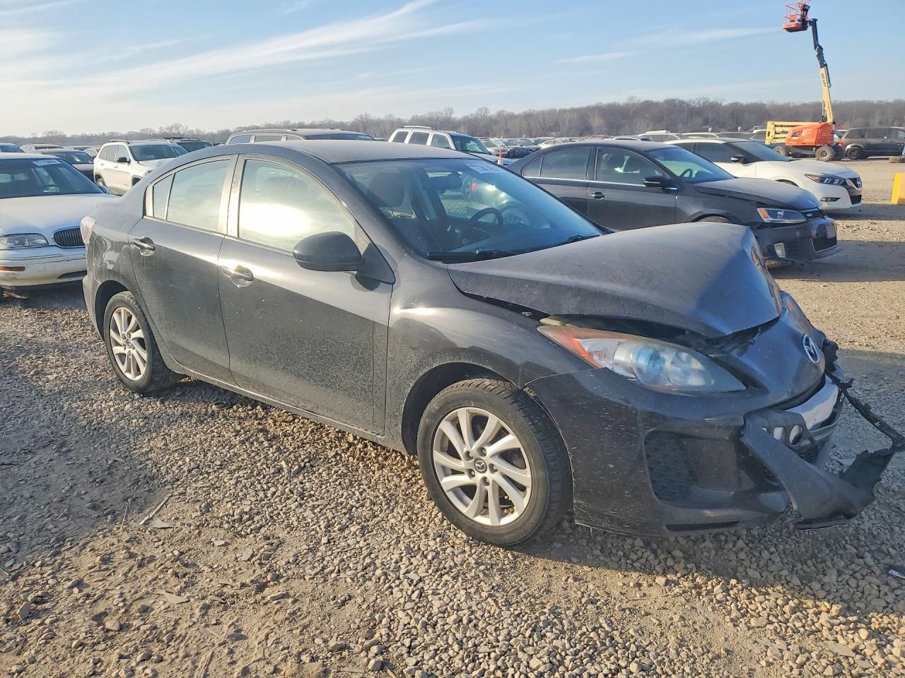 2013 MAZDA 3