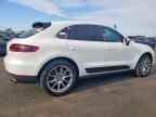 2015 PORSCHE Macan