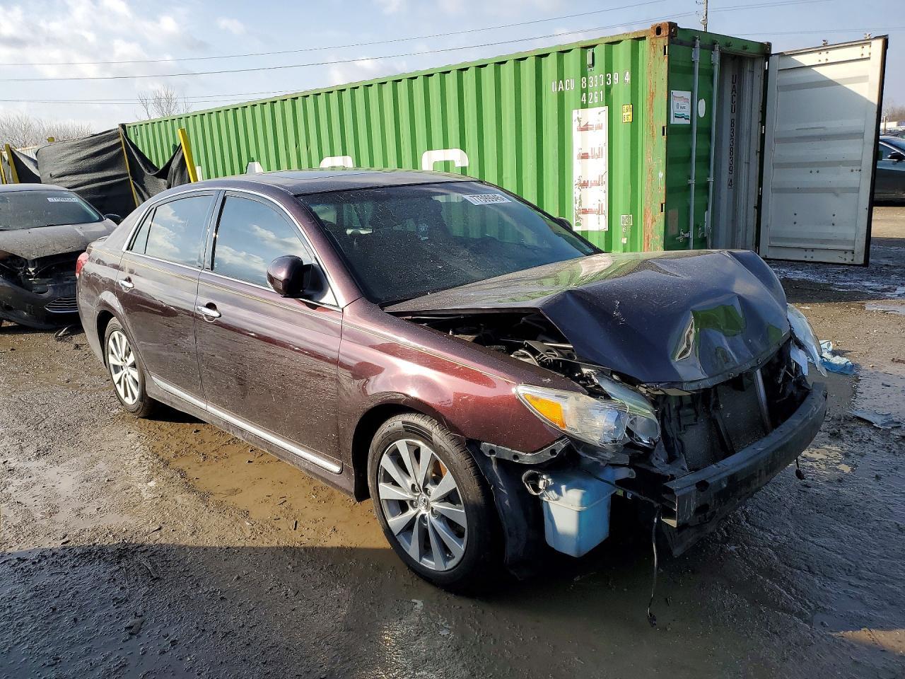 2011 TOYOTA Avalon
