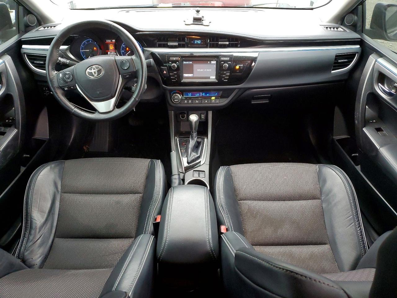 2015 TOYOTA COROLLA