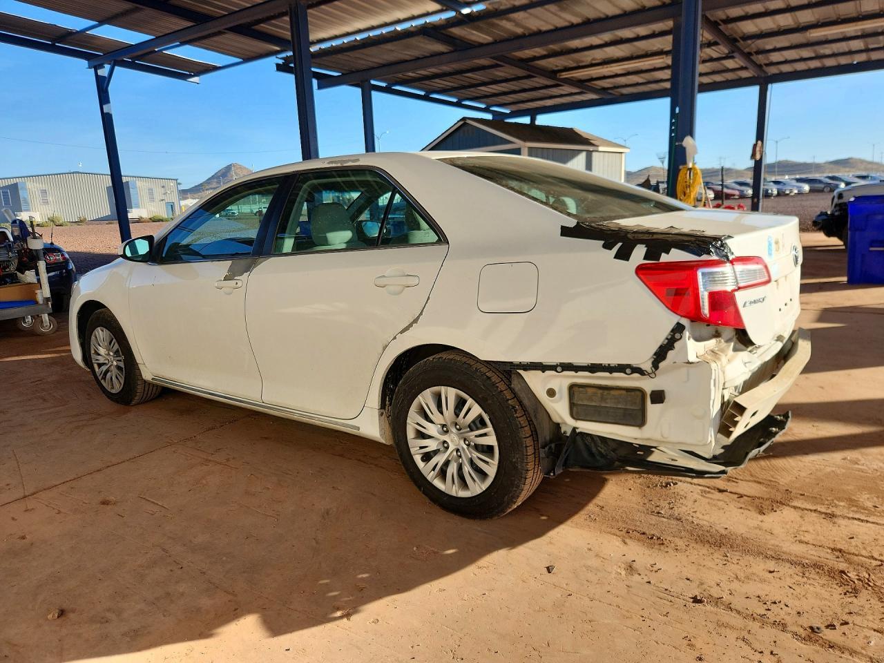 2014 TOYOTA CAMRY