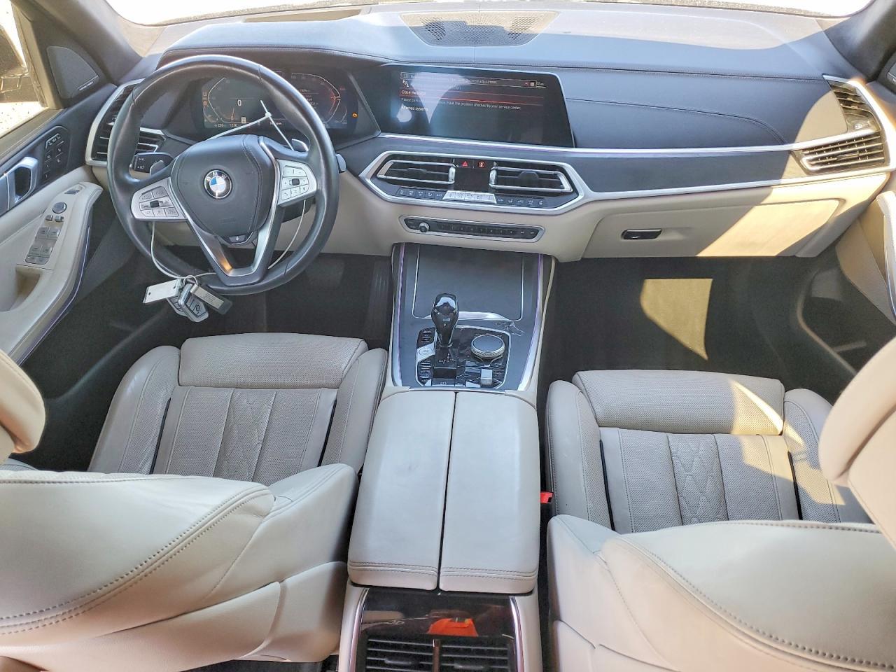 2021 BMW X7