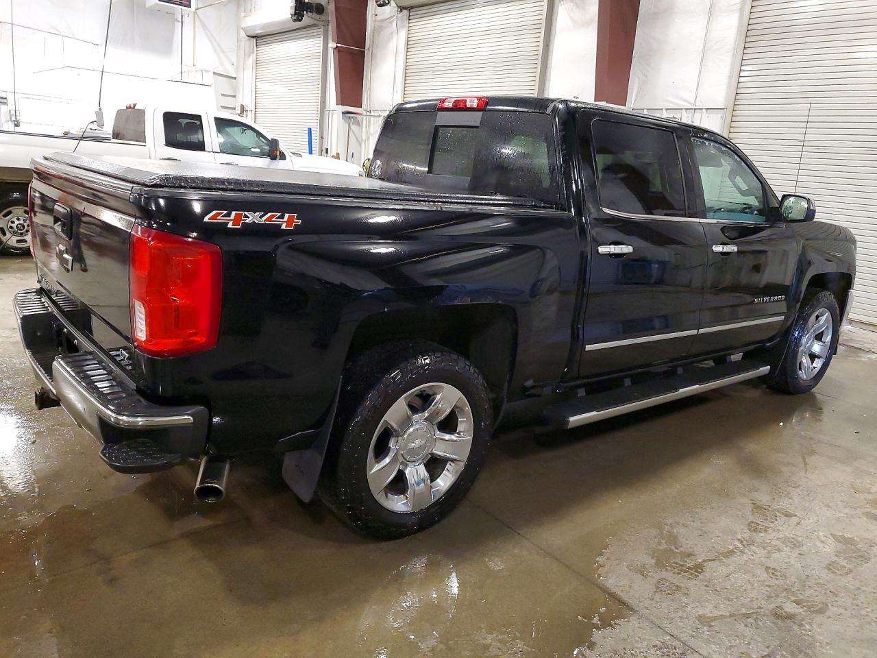 2017 CHEVROLET Silverado