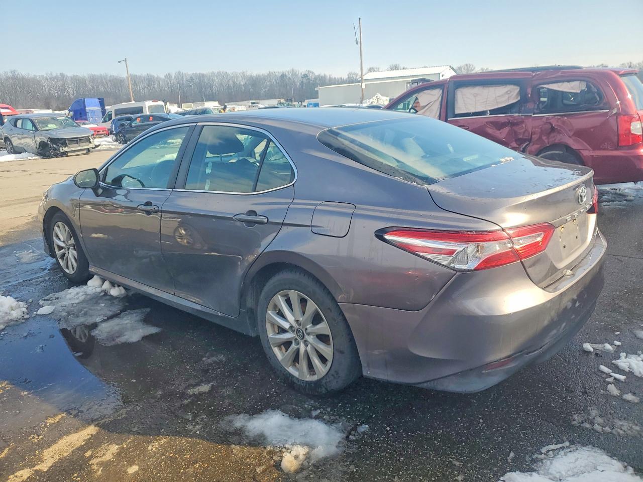 2018 TOYOTA CAMRY