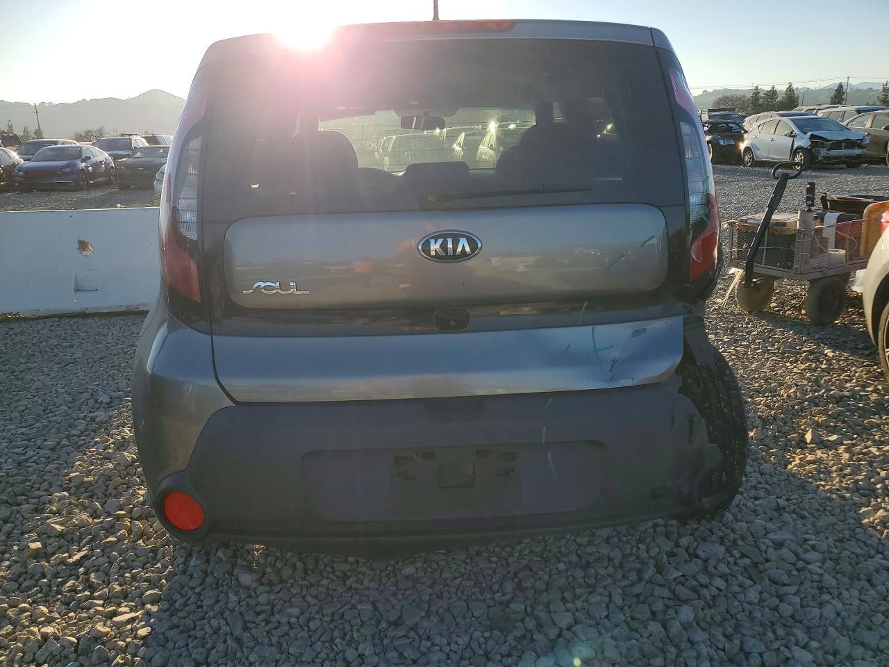 2016 KIA SOUL