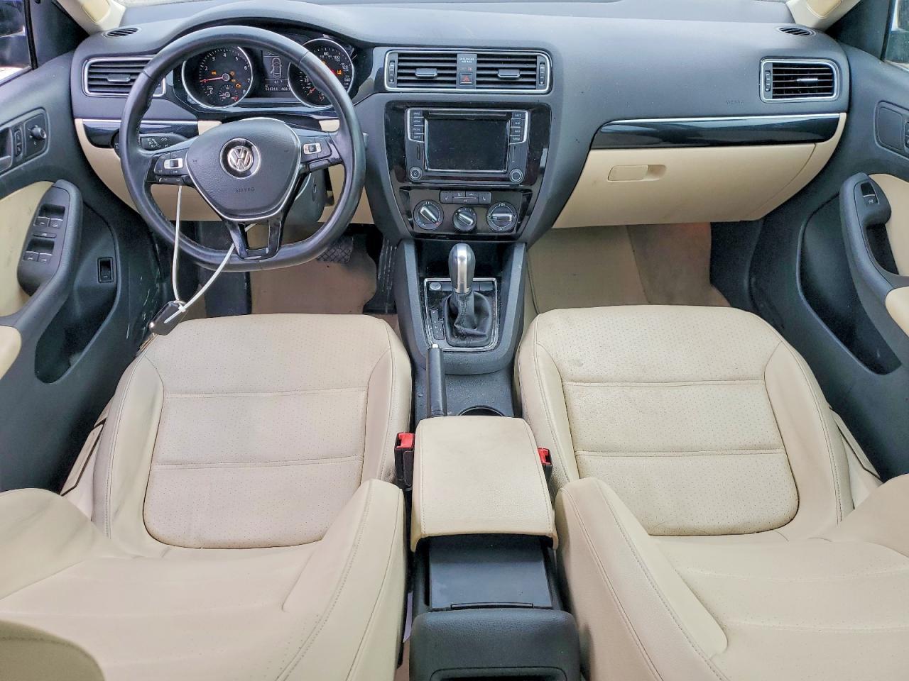 2016 VOLKSWAGEN JETTA