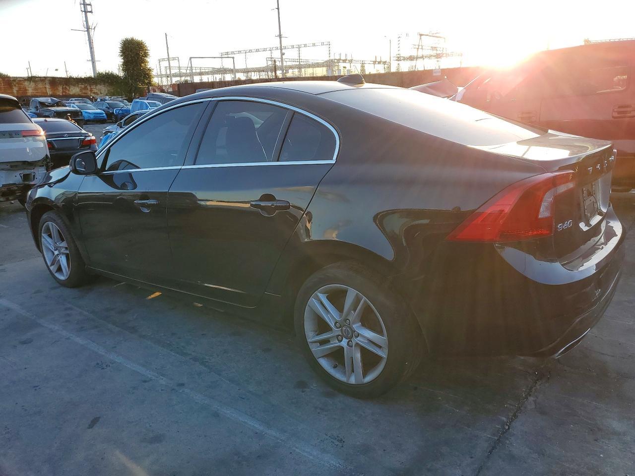 2014 VOLVO S60
