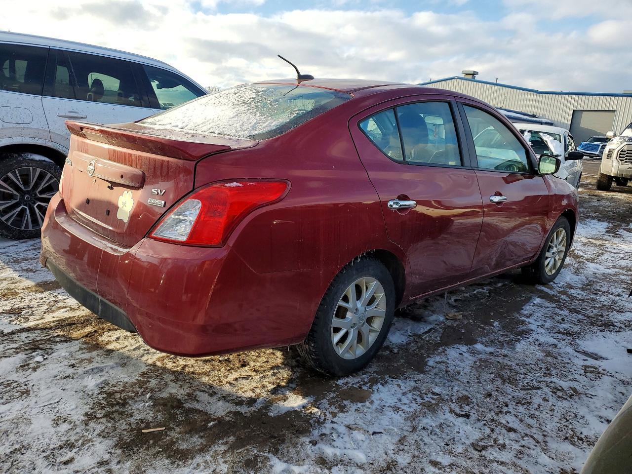 2018 NISSAN VERSA
