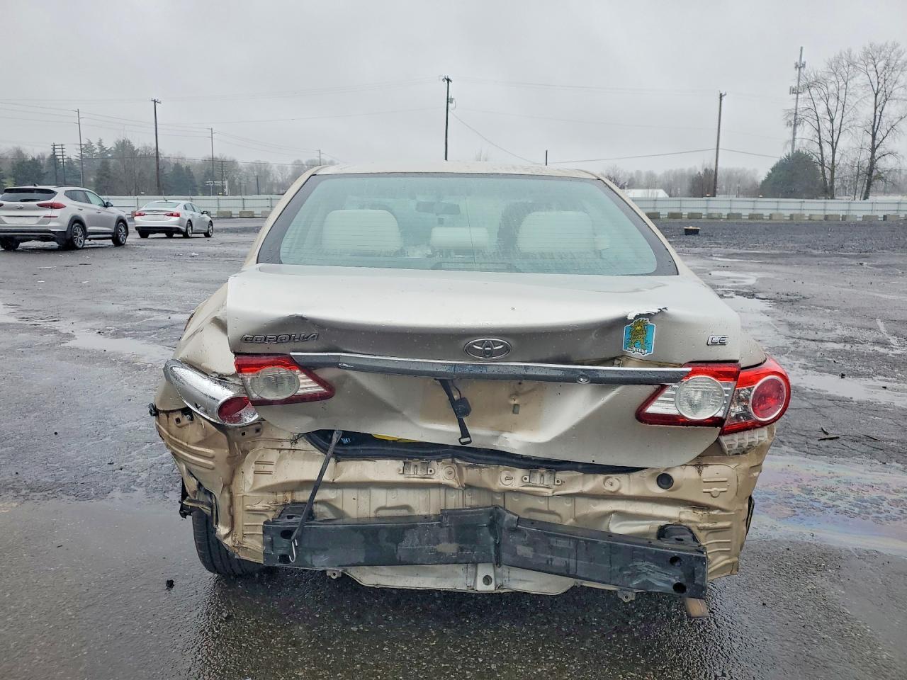 2011 TOYOTA COROLLA