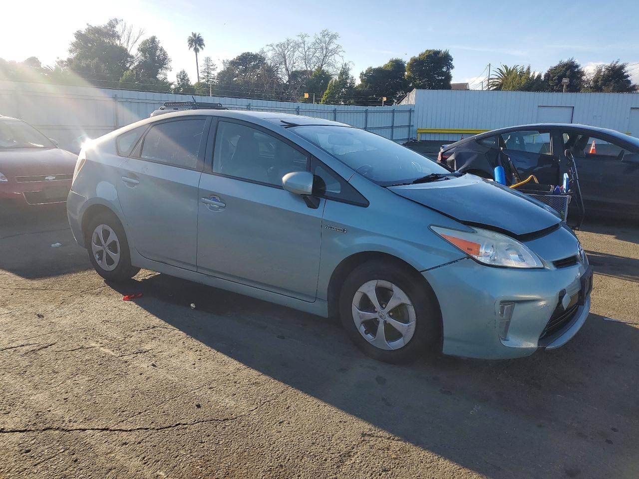 2014 TOYOTA PRIUS