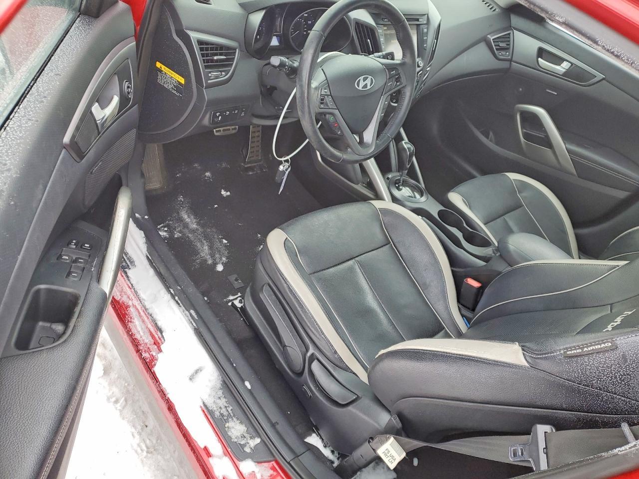 2013 HYUNDAI VELOSTER