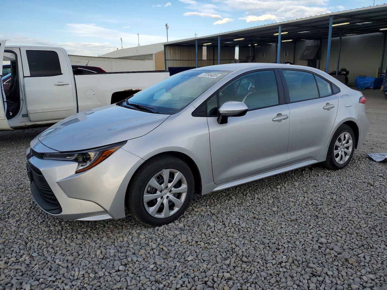 2025 TOYOTA COROLLA