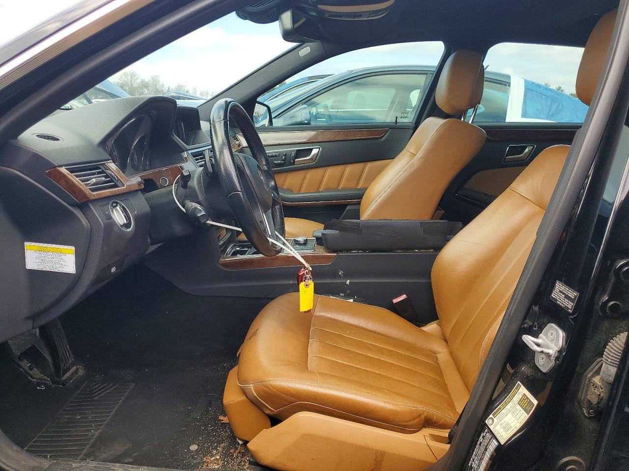 2013 MERCEDES-BENZ E-Class