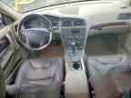 2001 VOLVO V70