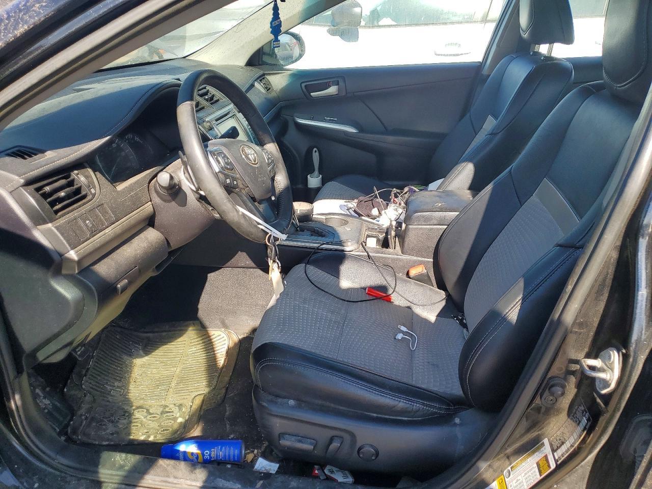 2014 TOYOTA CAMRY