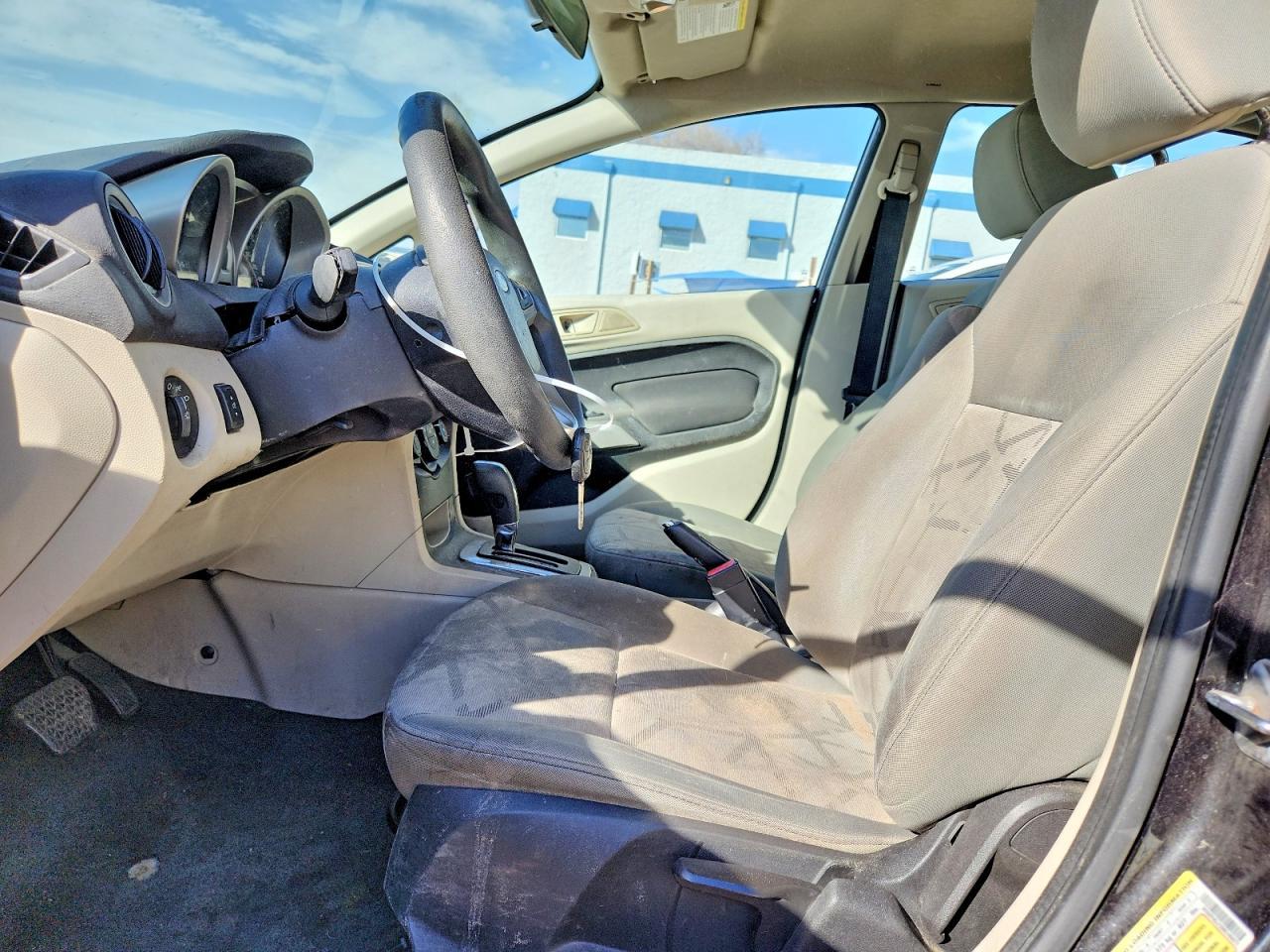 2013 FORD Fiesta