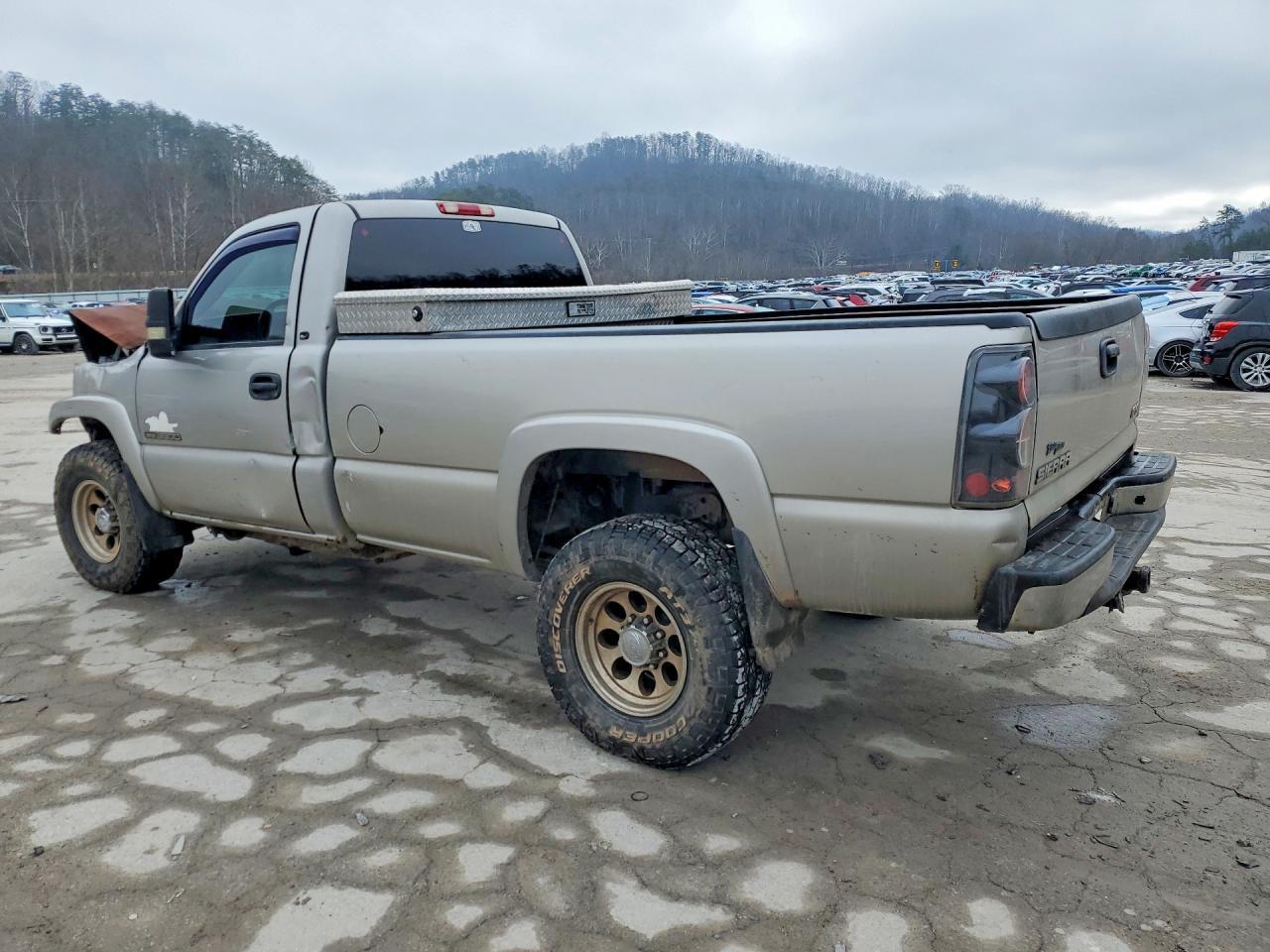 2005 GMC Sierra