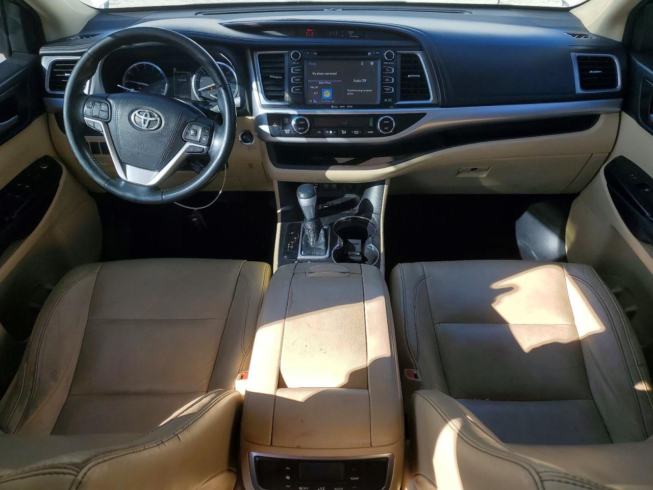2018 TOYOTA HIGHLANDER