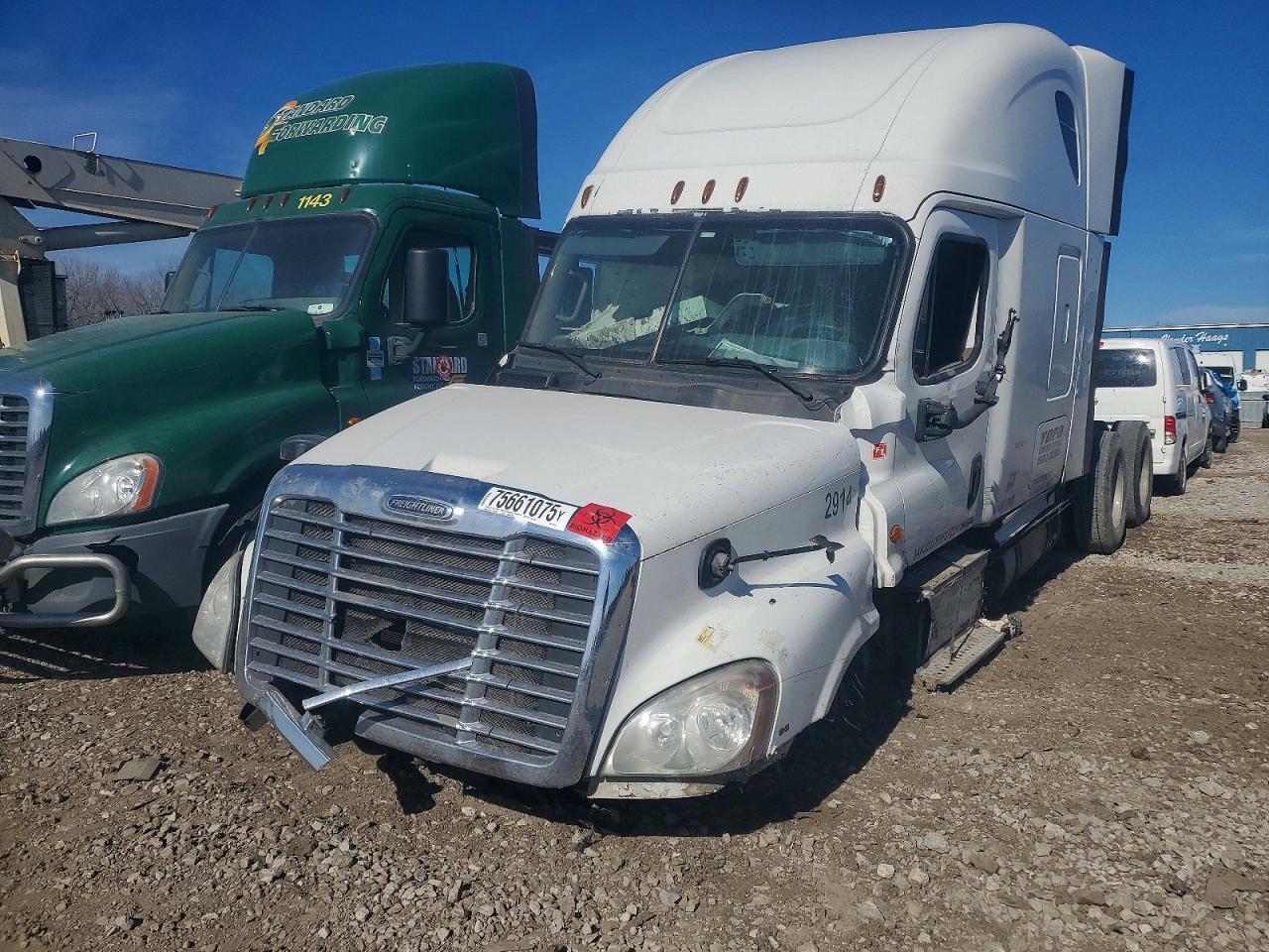 2015 FREIGHTLINER CASCADIA