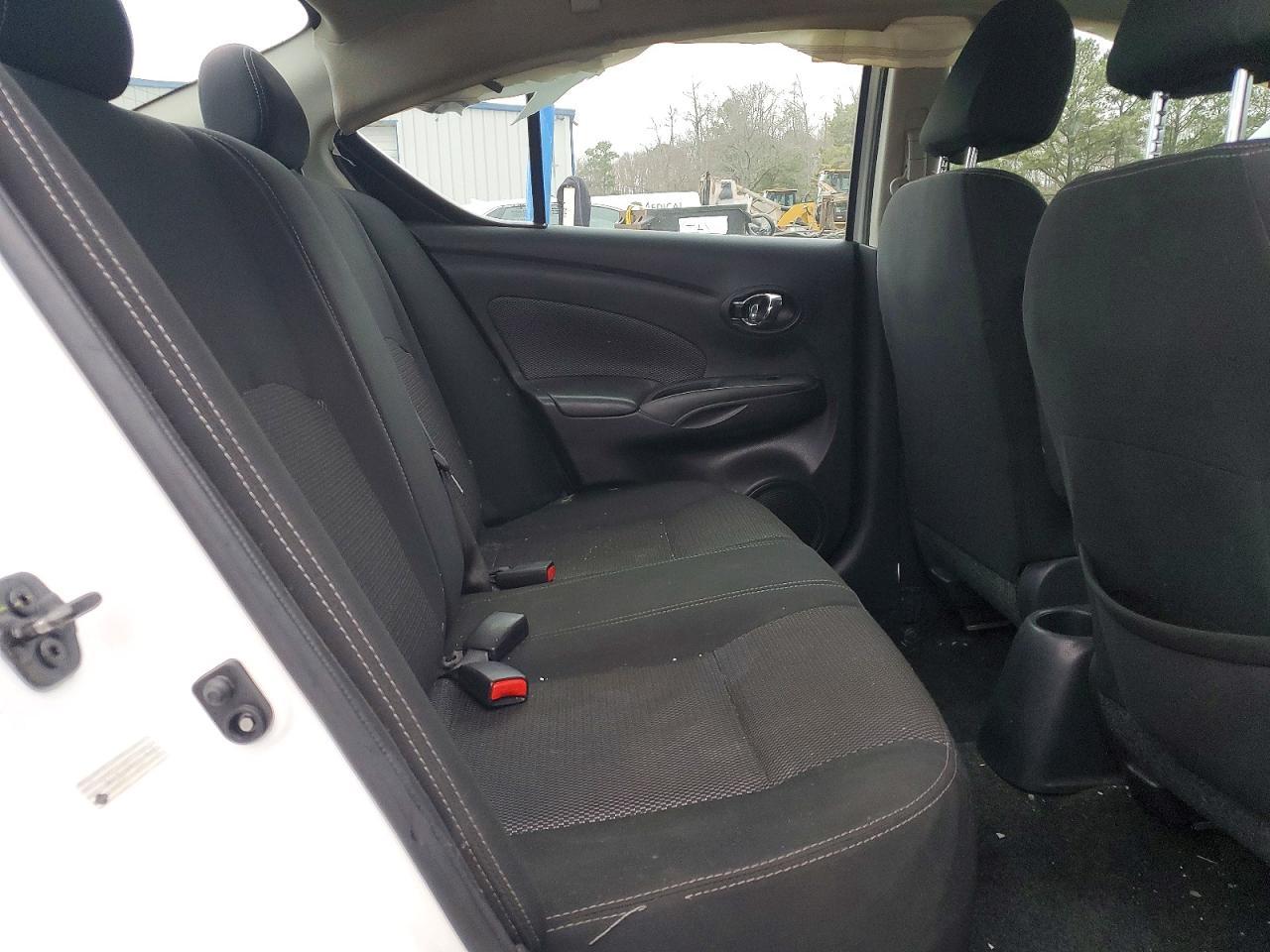 2018 NISSAN VERSA