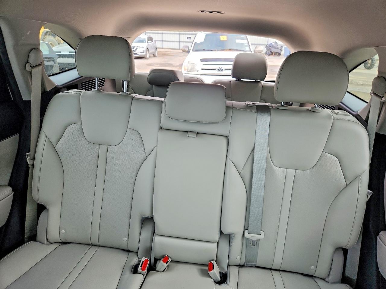 2022 KIA SORENTO