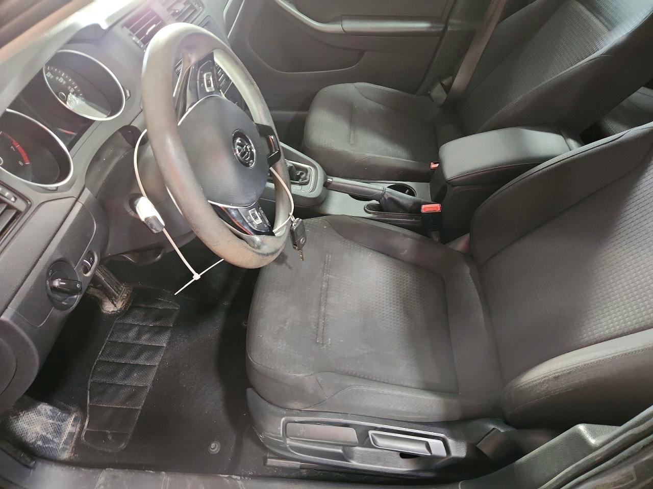2015 VOLKSWAGEN JETTA