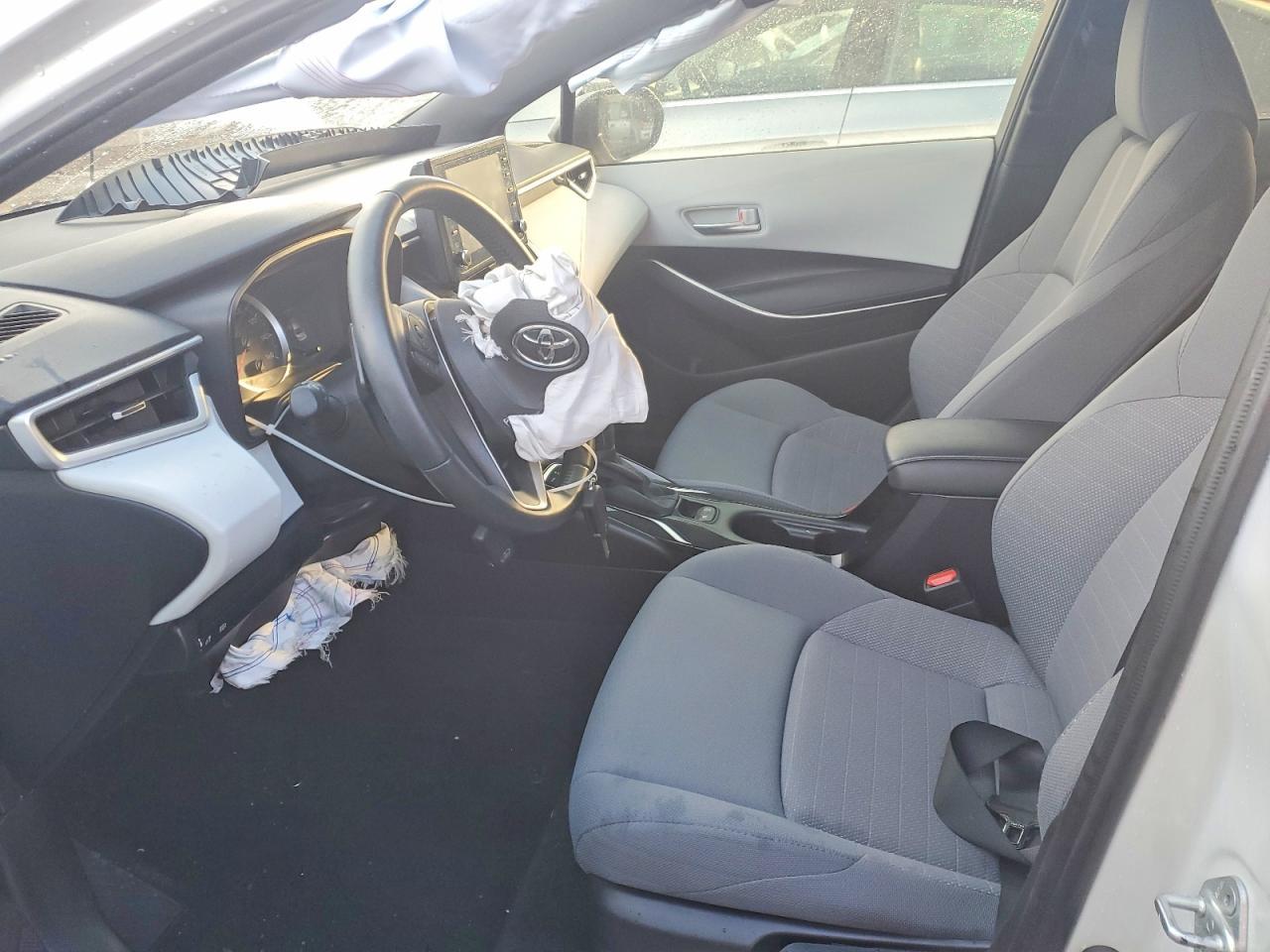 2022 TOYOTA COROLLA
