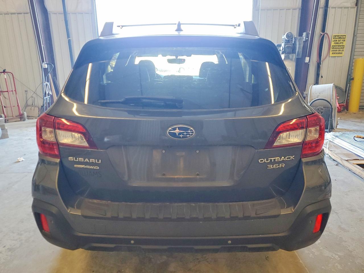 2018 SUBARU Outback