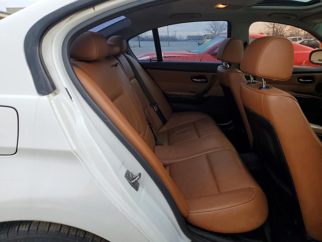 2011 BMW 3 SERIES