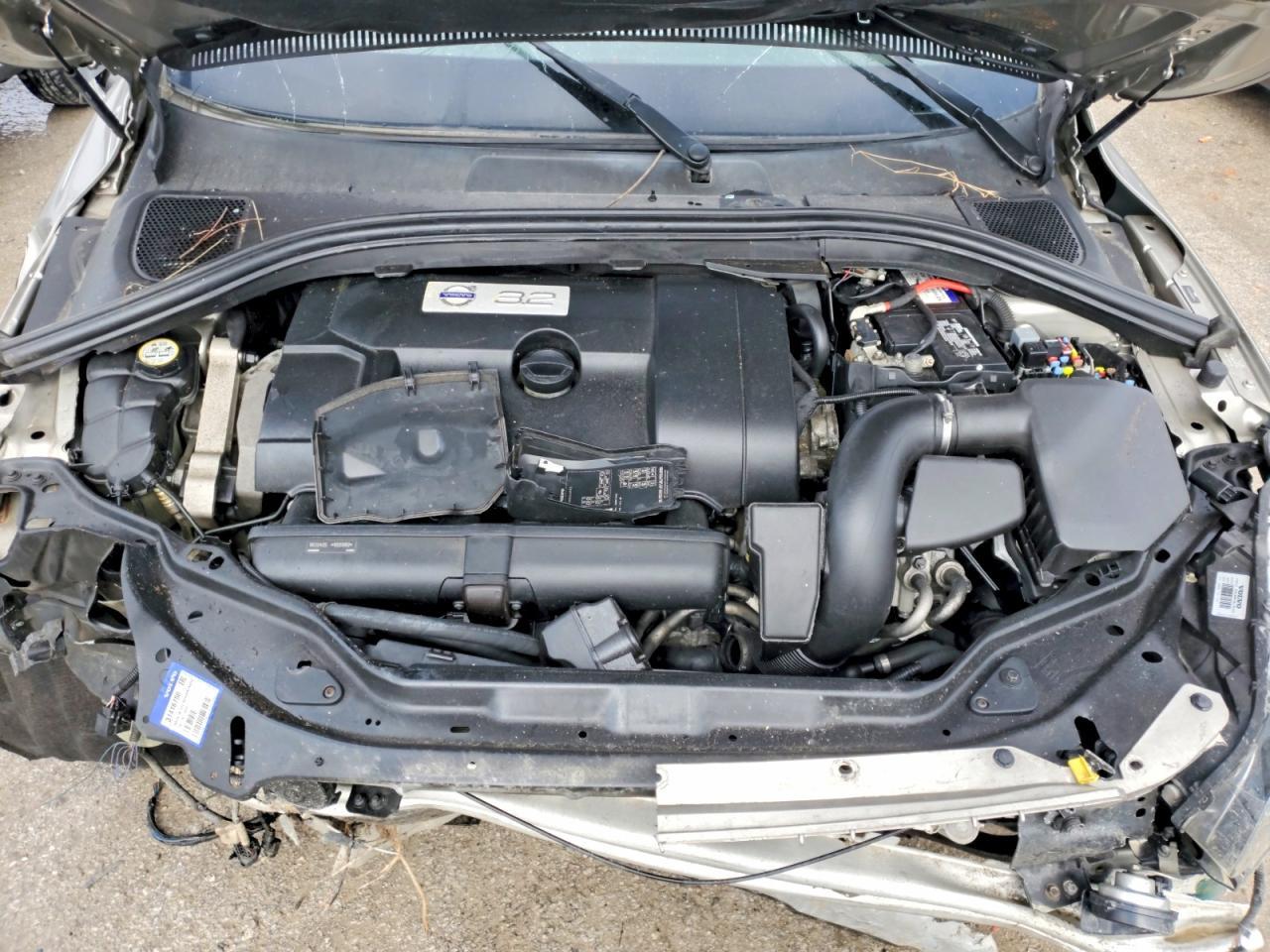 2014 VOLVO XC60