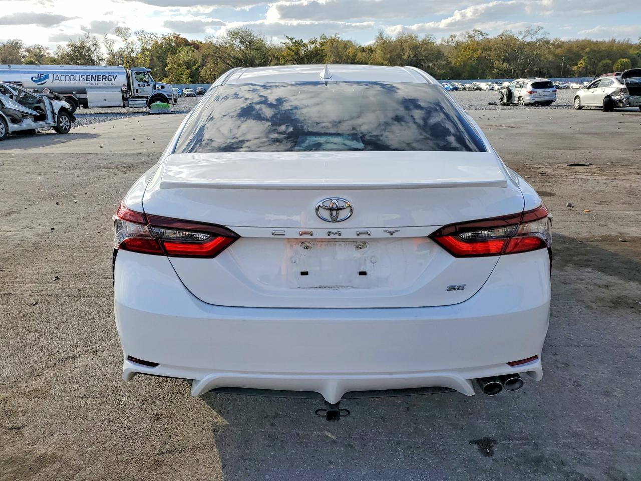 2024 TOYOTA CAMRY