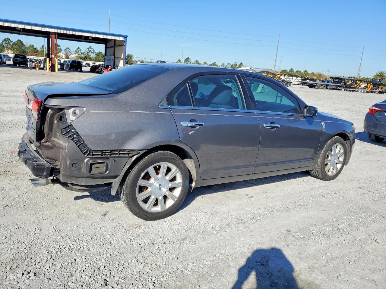 2010 LINCOLN MKZ