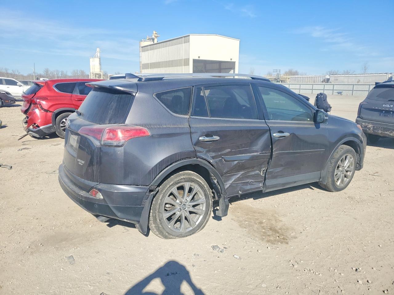 2016 TOYOTA RAV4