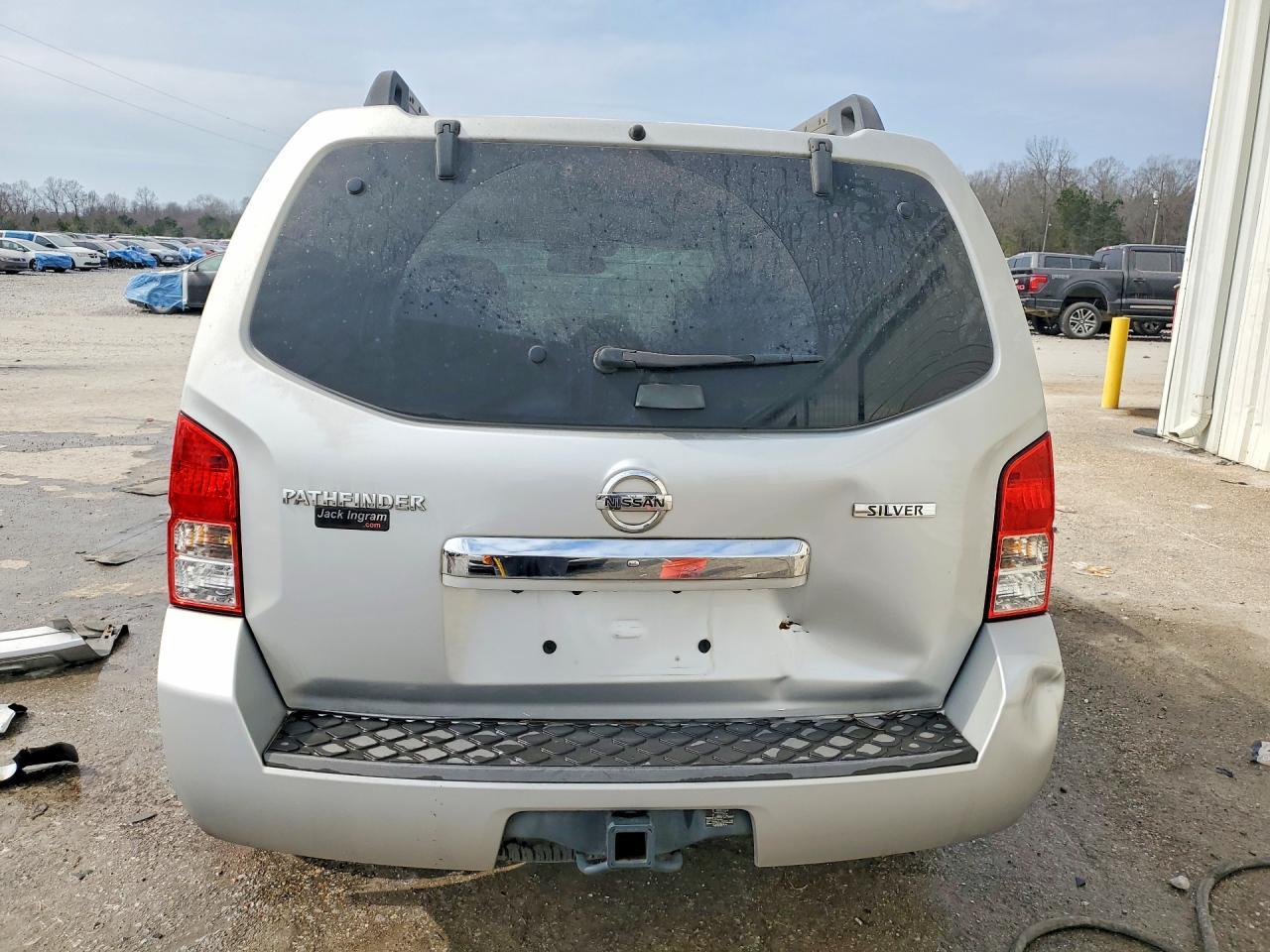 2012 NISSAN PATHFINDER