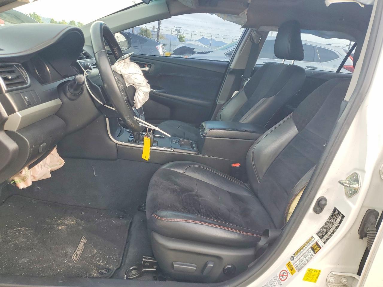 2017 TOYOTA CAMRY