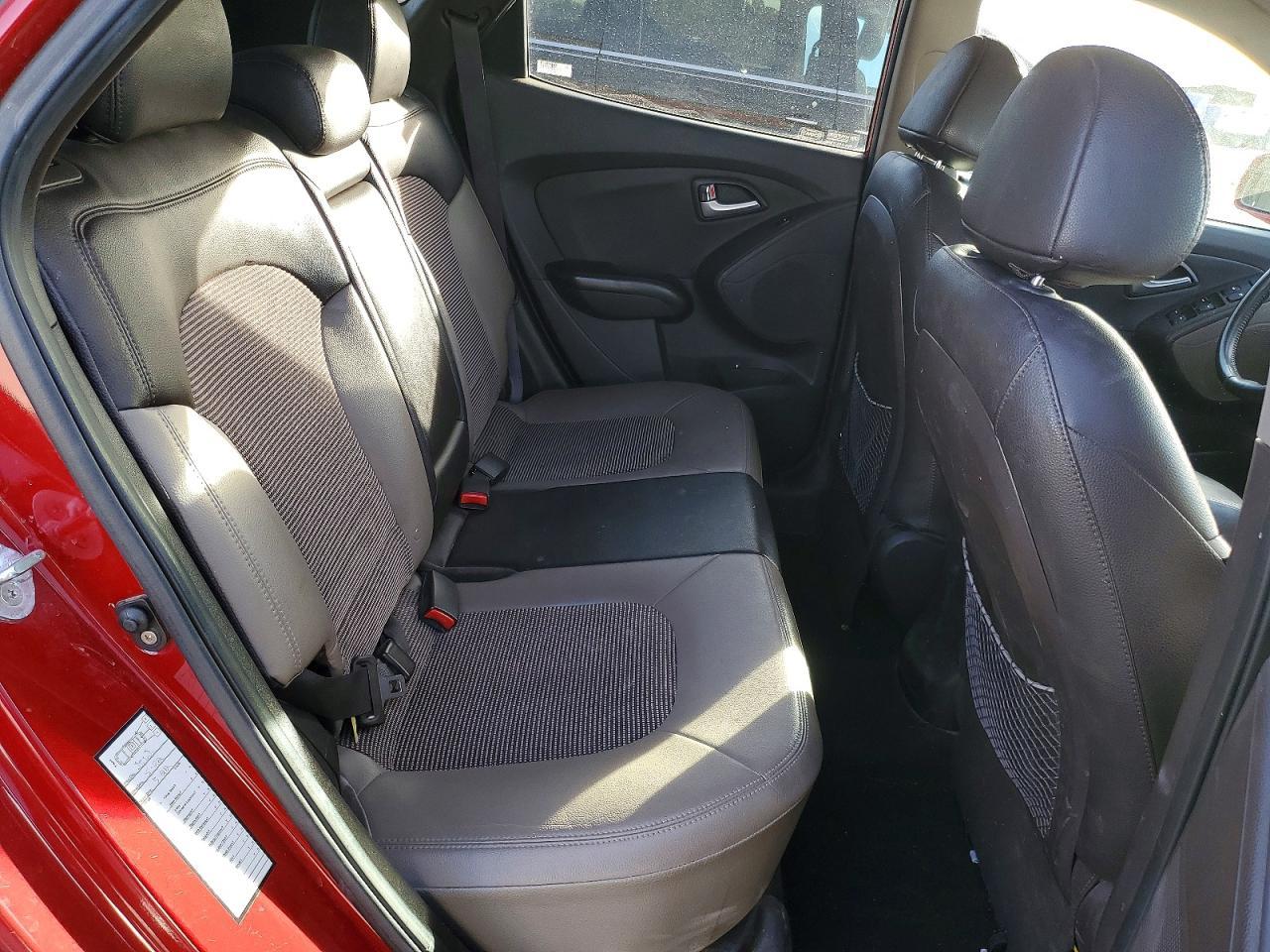 2012 HYUNDAI TUCSON